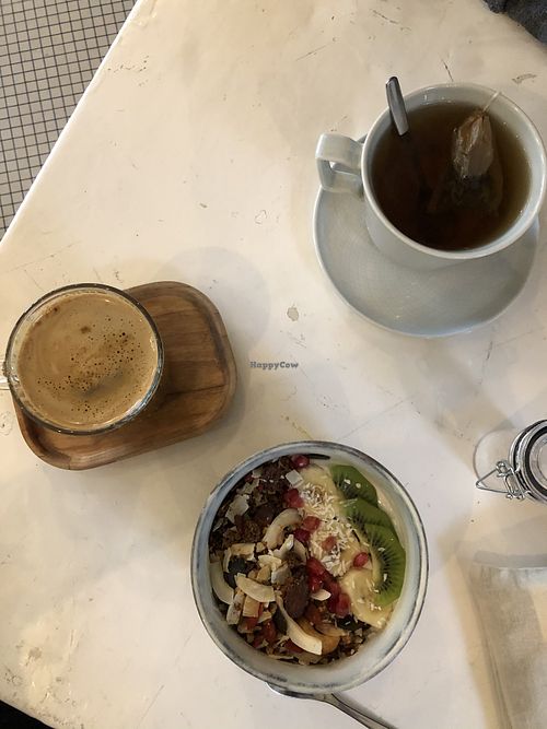 Coffee & bowl at Maison Nomade in Paris