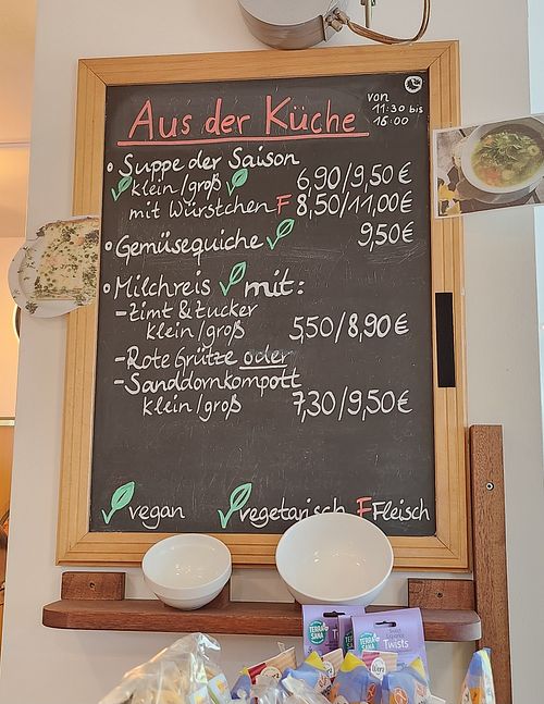 Speisekarte der Saison - vegane Suppe ♥️ at Nationalparkhaus Wittbülten  in Spiekeroog