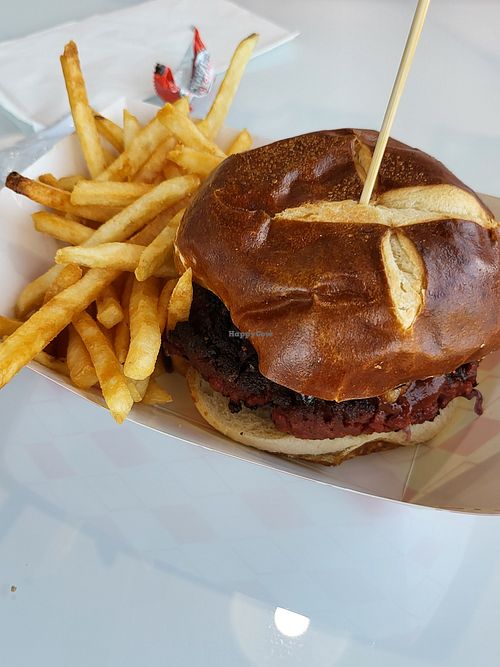 BBQ burger at Veggy Street in Henderson