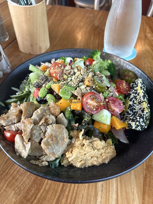 Salad with fake chicken - Good!   at Privé - Chijmes in Central Singapore