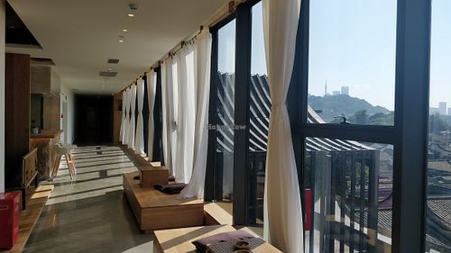 Window and hallway at Wuway Natural Food in Fuzhou