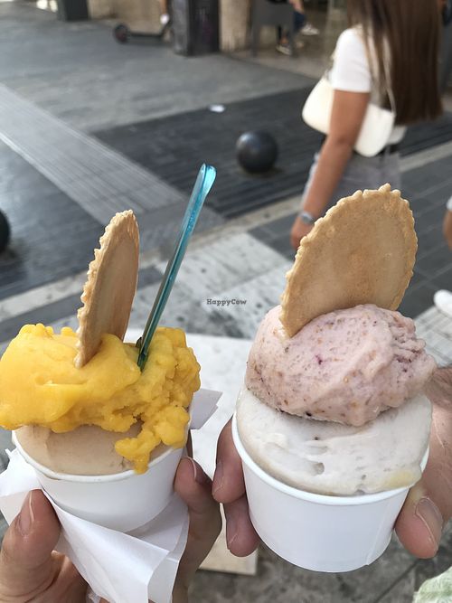 Mango&hazelnut , fig&banana at Gelateria Pescara La Fonte in Pescara