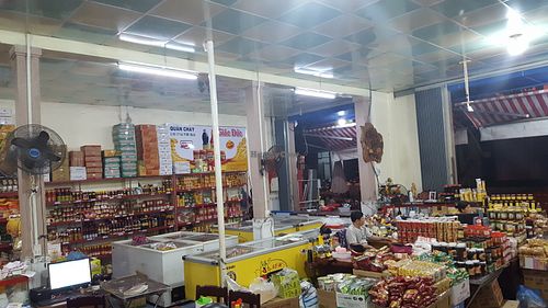 Lots of veg stuff from dried noodles to traditional cakes and spices etc at Giac Duc in Buon Ma Thuot