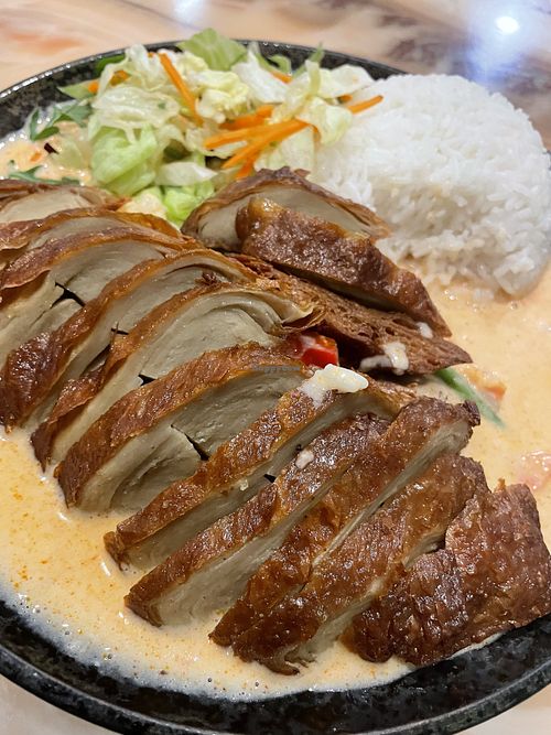 Thai Curry & Vegan Duck  at Asia Bistro & Supermarkt in Leipzig