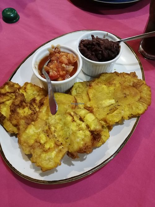 Patacones at Soda La Naranja in Montezuma