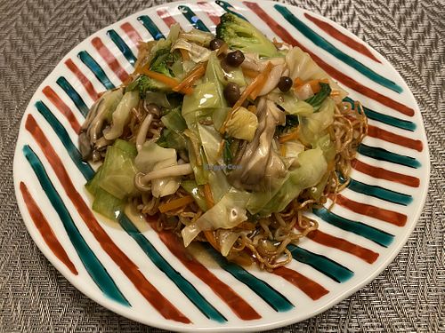 Fried noodles with assorted vegetables in thick sauce at Marichou-K in Kanazawa