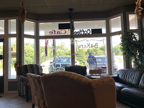 The view from our table looking out the front window at Sweet Obsessions in Poughkeepsie