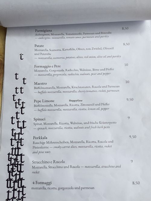 Veggie pizza at Sotto in Berlin