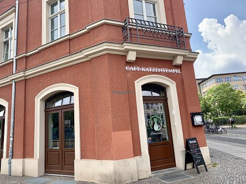 store front at Katzentempel - Leipzig Ost in Leipzig