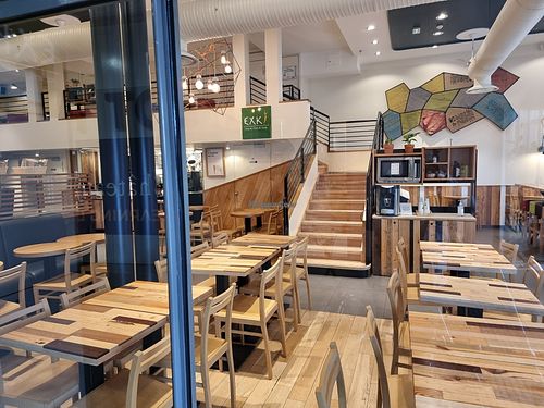 interior at EXKi - Passage de l'Arche in Puteaux