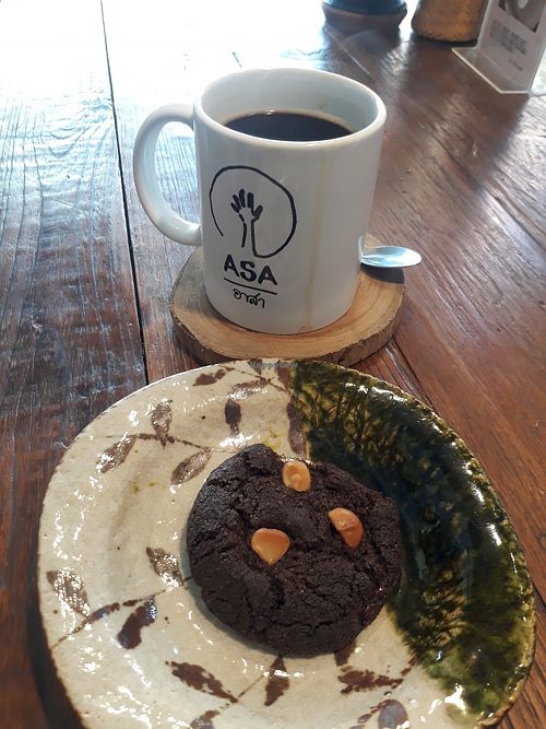 Coffee and cookie at Asa Vegan Kitchen and Studio in Chiang Mai