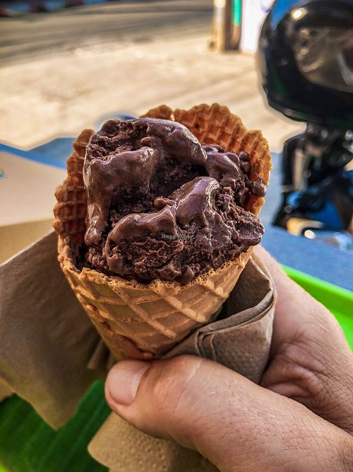 Vegan ice cream! Not “officially” on the menu yet but you can ask for it at Munchies Tha Phae Gate in Chiang Mai