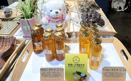 house-made kombucha at WondeRaw - 원더로우 in Seoul