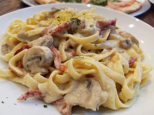 Fettuccine alfredo at Julie Goes Green in Los Angeles