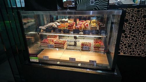Black star options at Black Star Pastry in Sydney