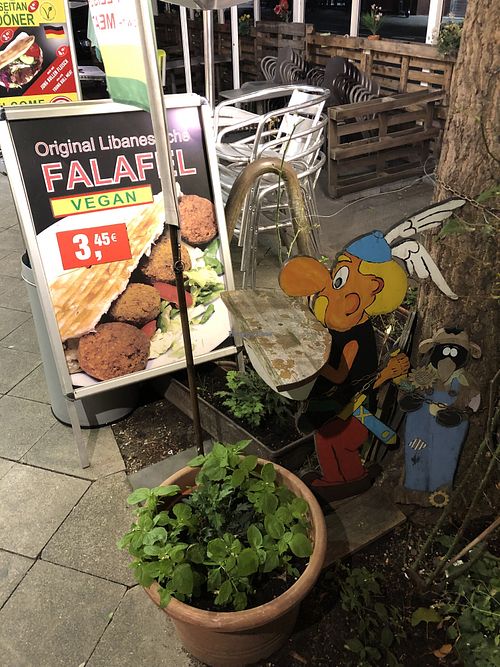 Outside  at Selam Helal in Dusseldorf