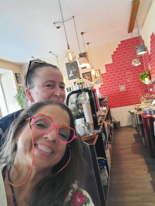 Marny & Michele the Trainer April 2025 with a peek at her lovely little kitchen at Marny's in Dusseldorf