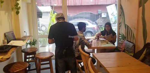 Inside at Nut and Bowls in New Delhi