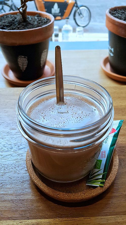 Hot chocolate with almond milk and agave syrup at Silex & Fourchette in Toulouse