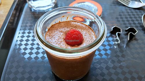 Pudding with chocolate, chia grains and raspberry at Silex & Fourchette in Toulouse