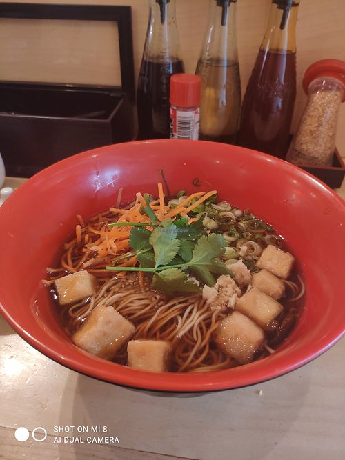  at Men Tenten - Nahalat Binyamin in Tel Aviv