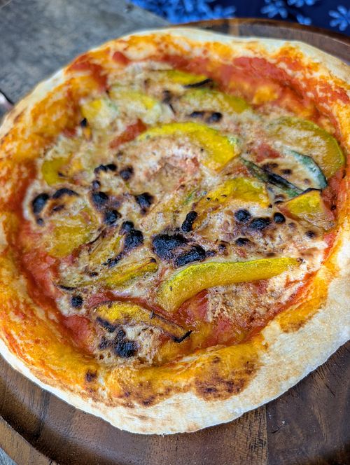 Cashew cheese pizza with pumpkin at Flow Beach Cafe. - Seaddict in Koh Samet