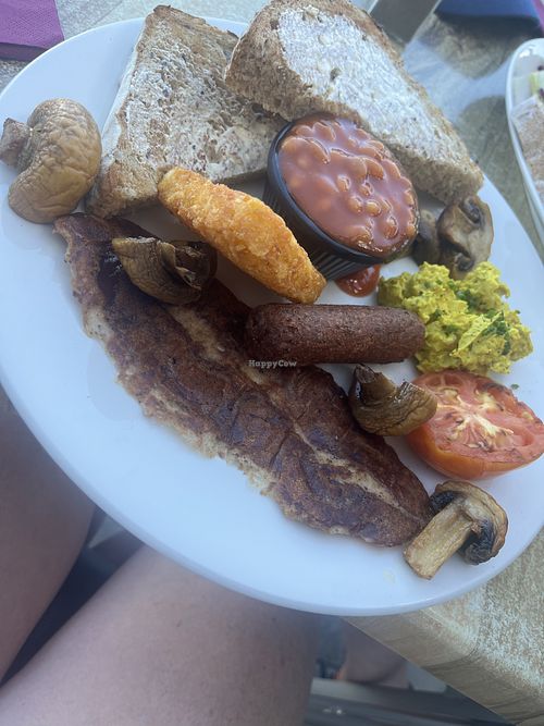 Vegan full English… all so so tasty!   at Olive Garden Deli in Tenerife