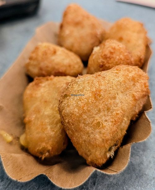 Chili cheese bites at Swing Kitchen - Georgenstraße in Berlin