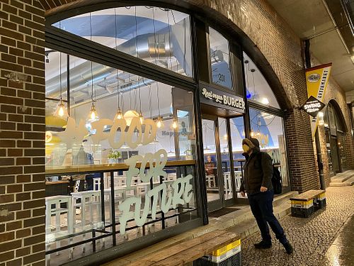 front at Swing Kitchen - Georgenstraße in Berlin