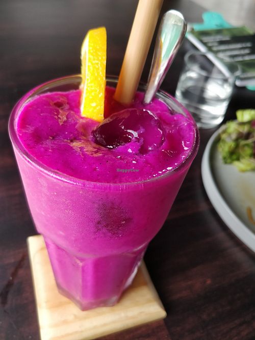 Sexy Lips smoothie - beautiful red dragonfruit! at Fotosintesa in Batam
