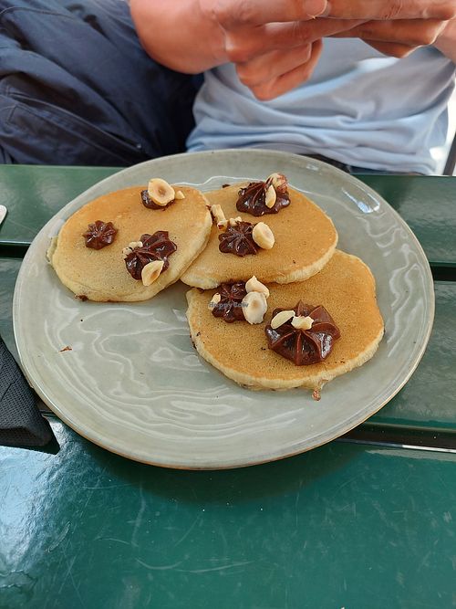Pancakes véganes aux pépites de chocolat + nocciolata maison : très bo at Sixta in Toulouse