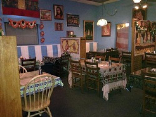 A homey, family-friendly restaurant at India Kitchen in Albuquerque