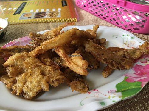 Mushrooms Fried Dough at Mhee Yim Vegetarian Food in Hua Hin
