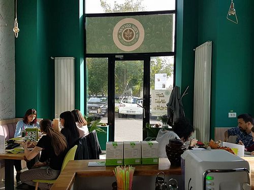 Inside-pic taken from their fb page at Raw Corner in Bucharest