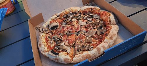 Fungi vegan pizza at Domino's Pizza - Linnaeusstraat in Amsterdam
