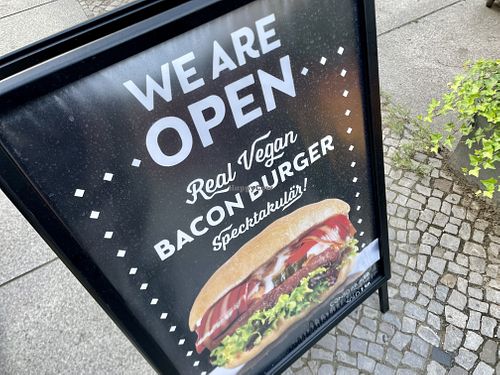 sign at Swing Kitchen - Rosenthalerstraße in Berlin