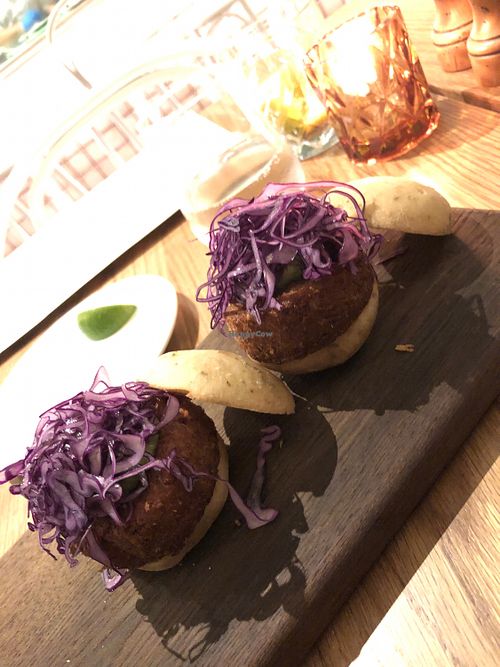 Vegan Cauliflower Sliders at Stagionale in Miami