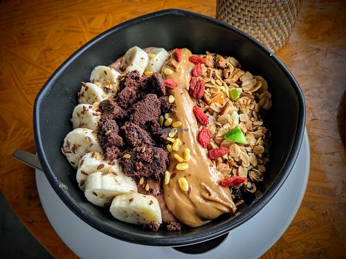 INCREDIBLE Choco Oreo smoothie bowl! ✌️🌱💚 at Ganita Cafe in Pai