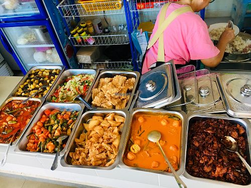 Lunch Selections with rice at Vegetarian Stall 47 in Labuan