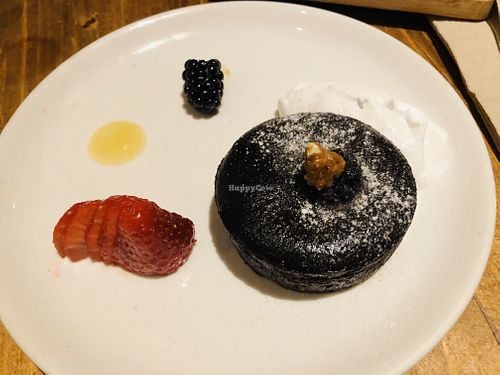 Fondant de chocolate at Gallo Santo in Barcelona