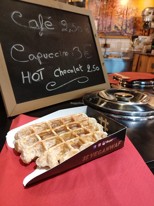 Plain waffle at VeganWaf in Brussels