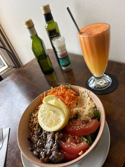   at La Mona Crespa in Punta Arenas