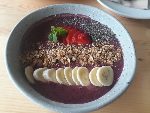 Acai Bowl at Kham Luang in Chiang Mai