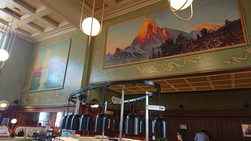 Tibits Lausanne is located in the old historic railway station restaurant. Luckily, all the beautiful paintings, the panelling and the old photographs have been preserved. at Tibits in Lausanne