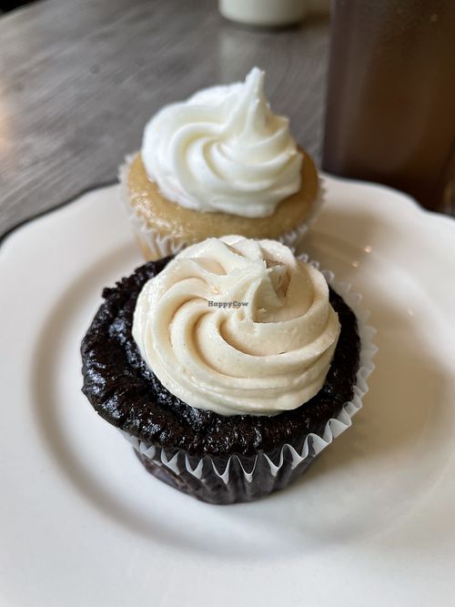 Chocolate peanut butter/ strawberry lemonade   at Porch & Pantry in Mt Gretna