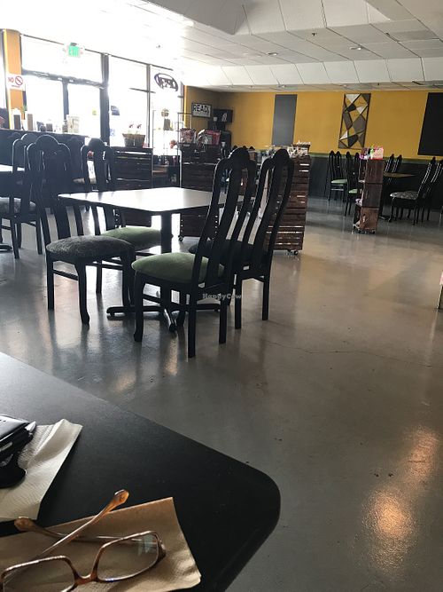 Indoor seating at Vegan Plate in Roseville