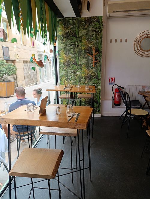 Inside at Numero Dix in Saint-etienne