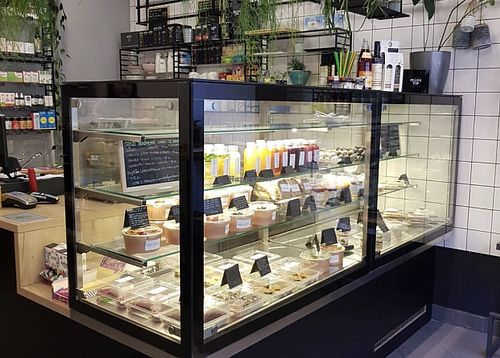 Store front at Food Expert in Zagreb