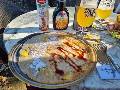 Apple pancake with syrup at Johanna's Hof in Castricum