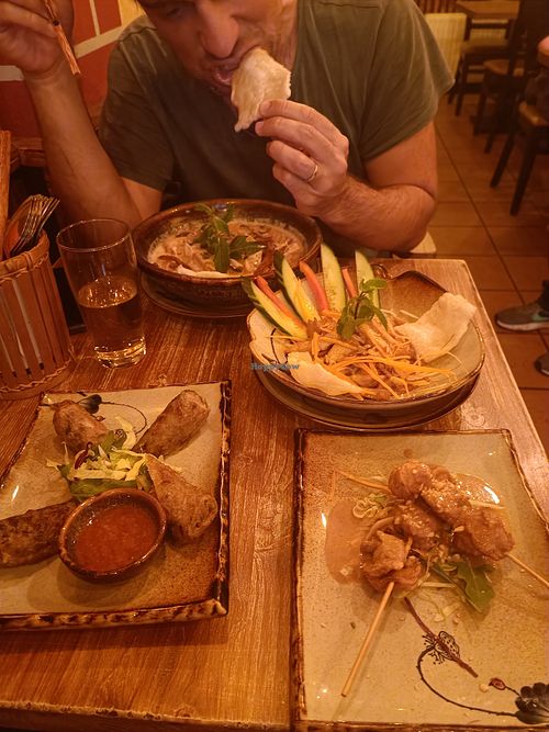 Papaya salad, fried spring rolls, vegan chicken and pho soup at Quan Xanh in Leipzig